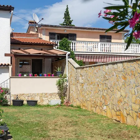 Picok Apartamento Pula